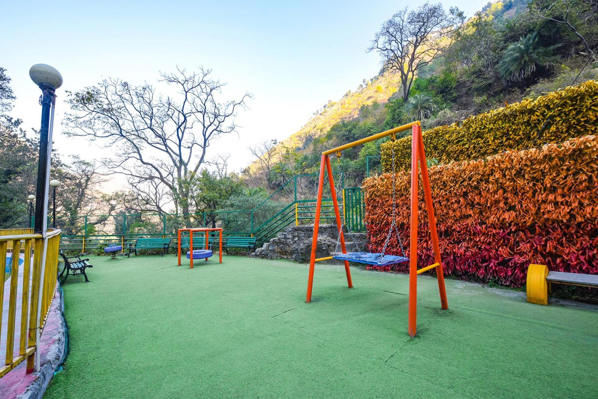 Fabhotel Kempty Lake Resort Mussoorie Esterno foto