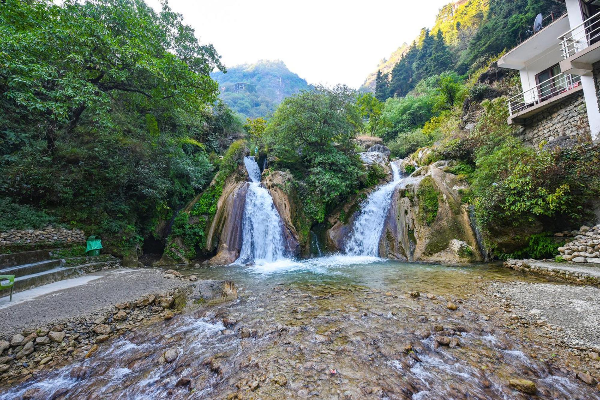 Fabhotel Kempty Lake Resort Mussoorie Esterno foto